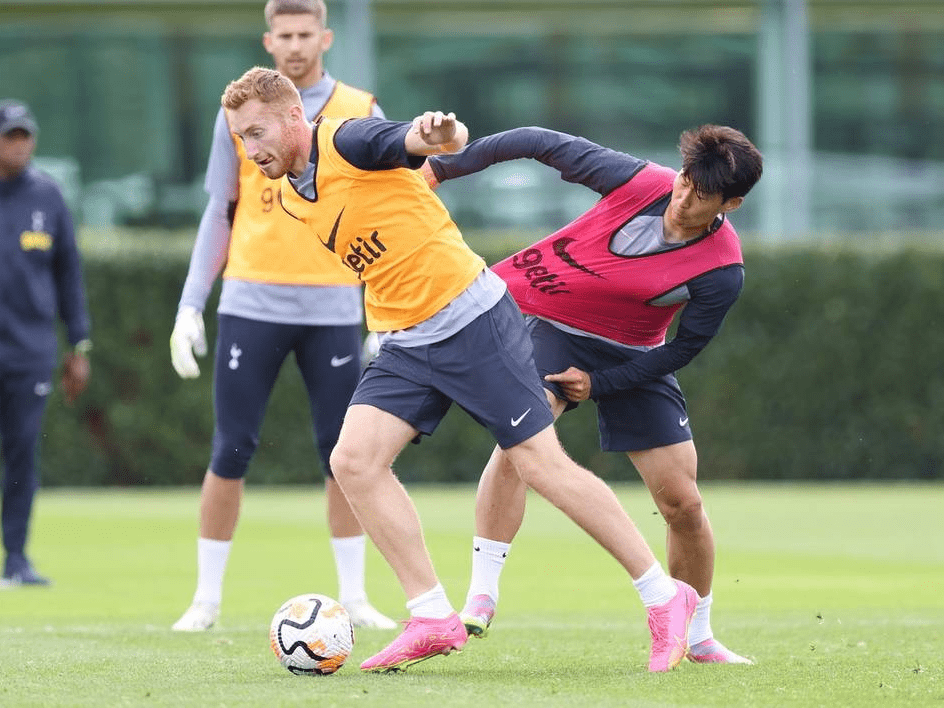 小彩娃21分6发获MVP欧冠土耳其费内巴切零封本菲卡技术统计