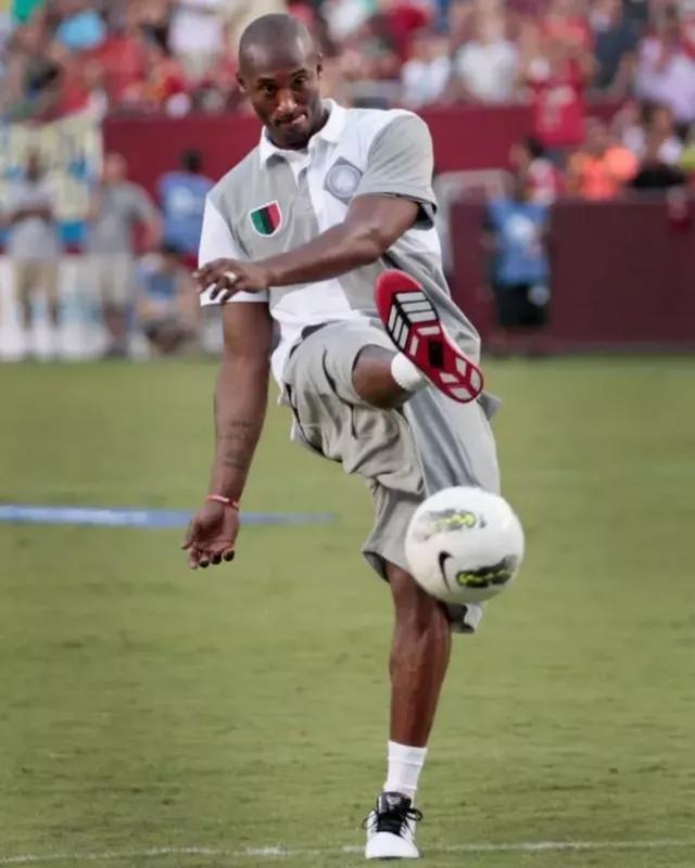 亨里希斯：基米希常会来问候受伤的我；想以主力身份踢世界杯