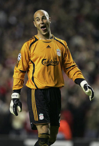 足球中超球队节奏偏慢遭质疑（中超球队节奏偏慢引发外界质疑）