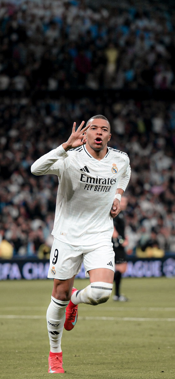 尤文公布战葡体大名单：伊尔迪兹回归，凯利、布雷默缺席