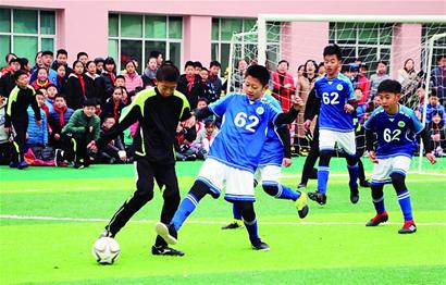 亚冠关键战前瞻：布里兰主场势冲出线 江原FC客场寻机抢分