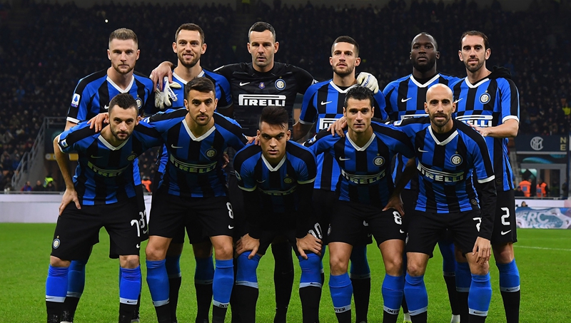 记者：兰克尔踢成都前夜溜去深圳见女友，次日回来裤裆有血