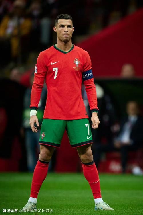 克莱：22年灰熊就差点废了我的队友，别这么脏了行么