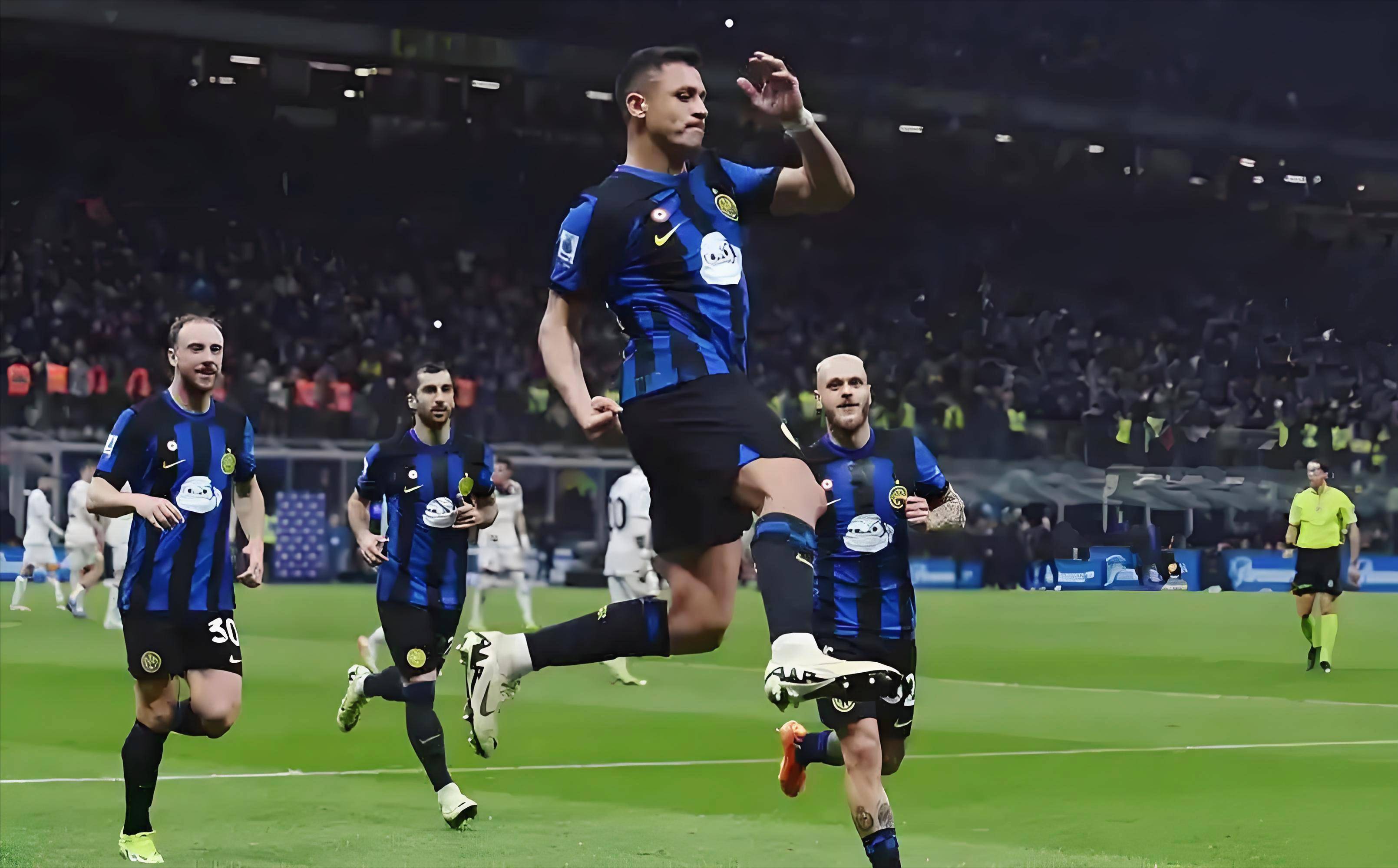 詹姆斯空砍准三双，15篮板大幅刷新个人赛季新高