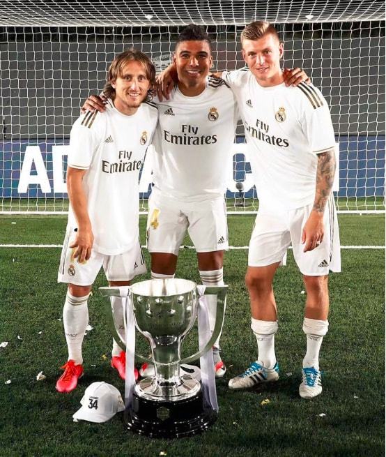 全网首发，足球纪录电影《决战梭鱼湾》明日12：00登陆爱奇艺