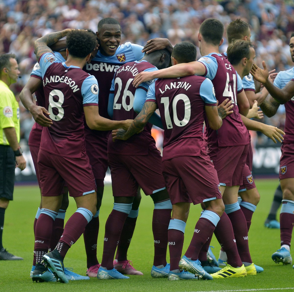 上海申花外援大发神威（上海申花外援大放异彩）